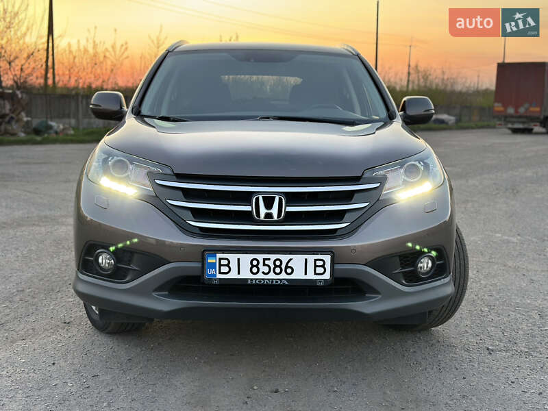 Позашляховик / Кросовер Honda CR-V 2013 в 