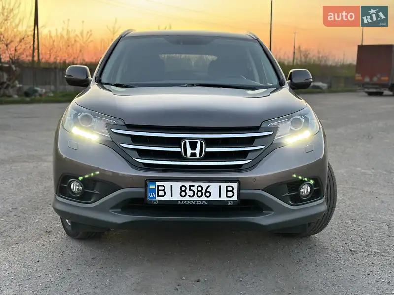 Позашляховик / Кросовер Honda CR-V 2013 в 