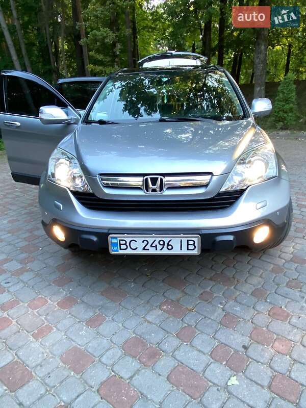 Внедорожник / Кроссовер Honda CR-V 2007 в Дрогобыче