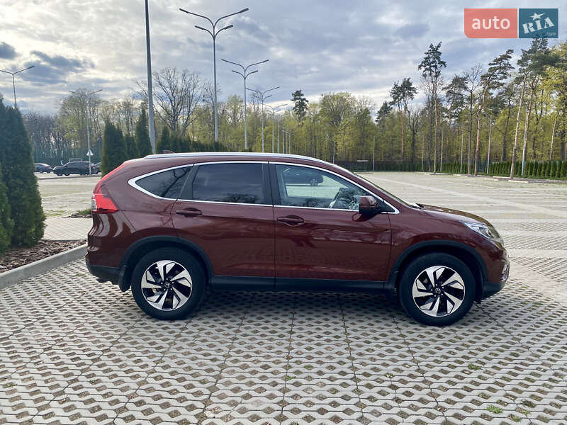 Внедорожник / Кроссовер Honda CR-V 2015 в Харькове