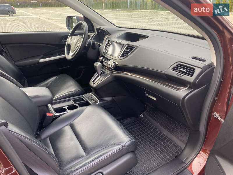 Внедорожник / Кроссовер Honda CR-V 2015 в Харькове