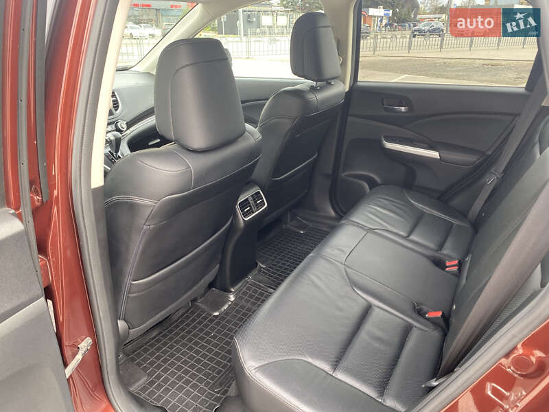 Внедорожник / Кроссовер Honda CR-V 2015 в Харькове