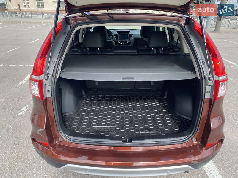 Внедорожник / Кроссовер Honda CR-V 2015 в Харькове