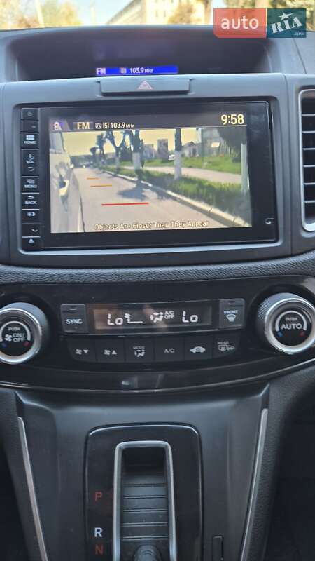 Позашляховик / Кросовер Honda CR-V 2015 в Києві