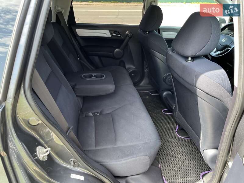 Внедорожник / Кроссовер Honda CR-V 2011 в Киеве