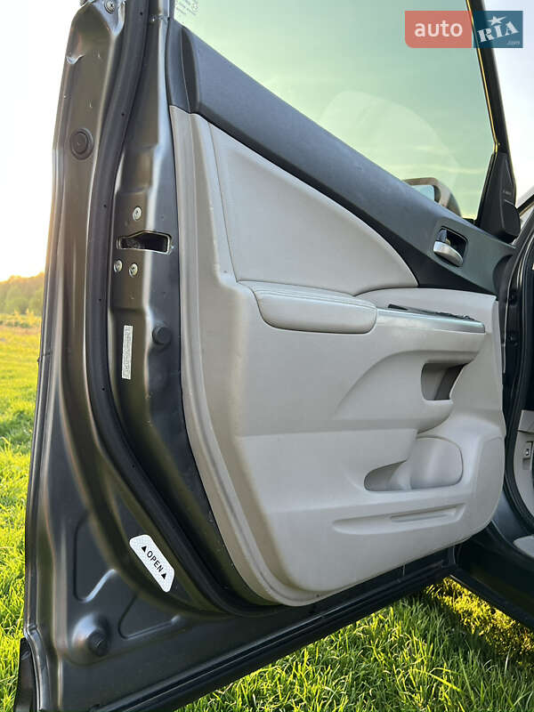 Внедорожник / Кроссовер Honda CR-V 2012 в Мироновке