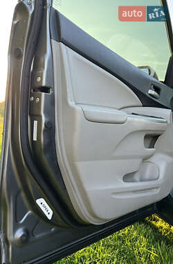 Позашляховик / Кросовер Honda CR-V 2012 в 