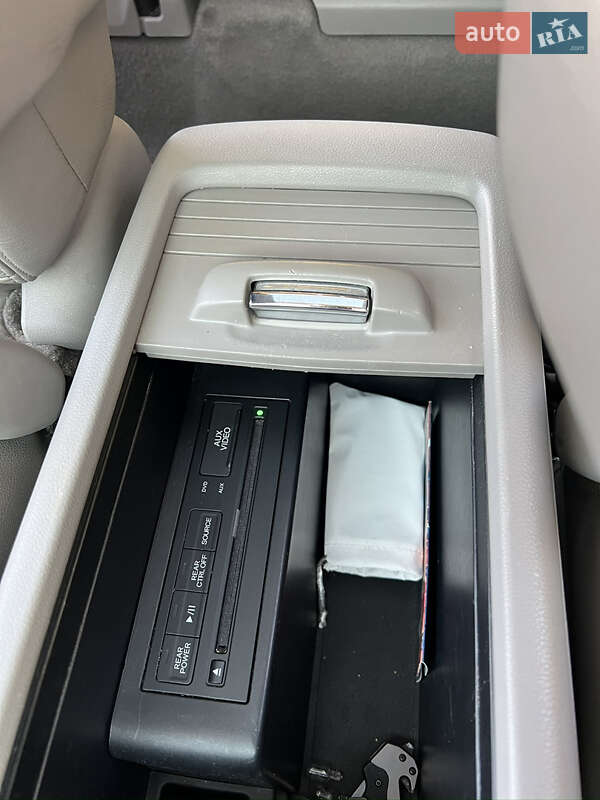 Внедорожник / Кроссовер Honda CR-V 2012 в Мироновке
