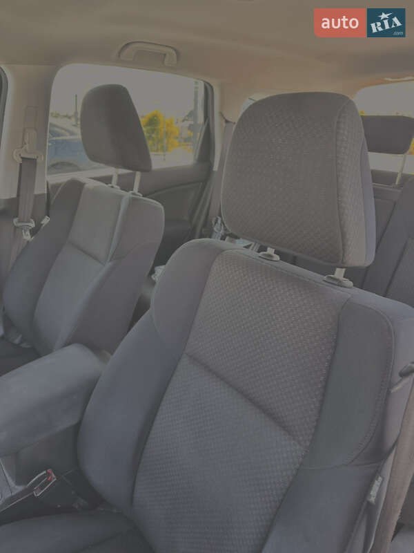 Внедорожник / Кроссовер Honda CR-V 2015 в Киеве фото 8 Внедорожник / Кроссовер Honda CR-V 2015 в Киеве