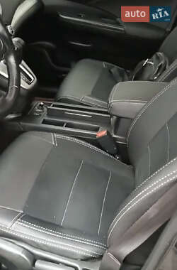 Внедорожник / Кроссовер Honda CR-V 2013 в 