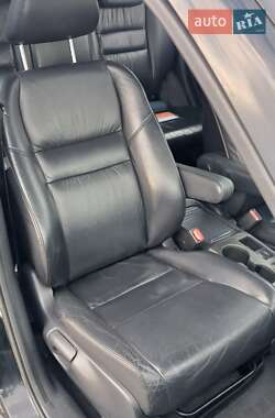 Позашляховик / Кросовер Honda CR-V 2010 в 