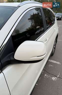 Позашляховик / Кросовер Honda CR-V 2013 в 