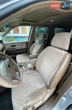 Позашляховик / Кросовер Honda CR-V 2003 в 