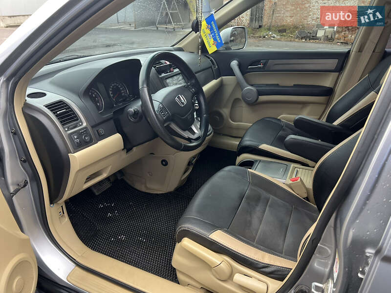 Внедорожник / Кроссовер Honda CR-V 2007 в Черкассах