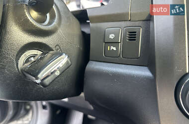 Позашляховик / Кросовер Honda CR-V 2012 в 