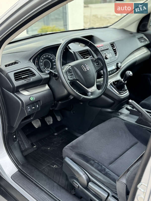 Внедорожник / Кроссовер Honda CR-V 2015 в Коломые