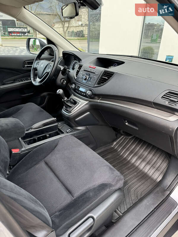 Внедорожник / Кроссовер Honda CR-V 2015 в Коломые