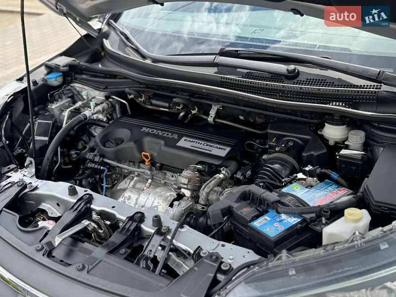 Внедорожник / Кроссовер Honda CR-V 2015 в Коломые
