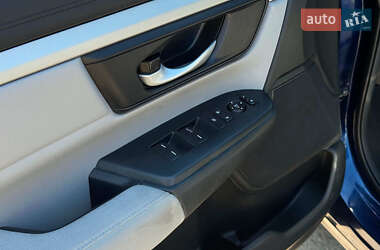 Внедорожник / Кроссовер Honda CR-V 2019 в 