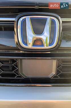 Позашляховик / Кросовер Honda CR-V 2022 в 