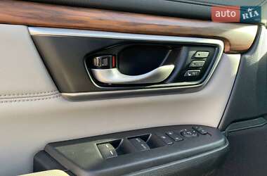 Позашляховик / Кросовер Honda CR-V 2022 в 