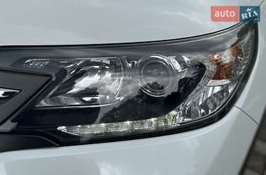 Внедорожник / Кроссовер Honda CR-V 2015 в 