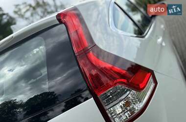 Внедорожник / Кроссовер Honda CR-V 2015 в 