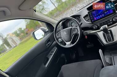 Внедорожник / Кроссовер Honda CR-V 2015 в 