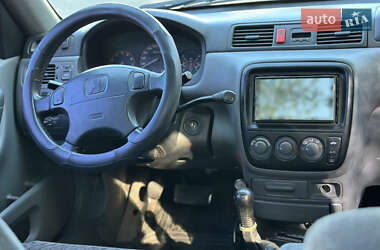 Внедорожник / Кроссовер Honda CR-V 2001 в 