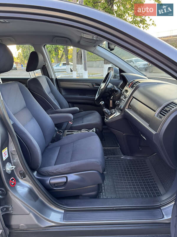 Позашляховик / Кросовер Honda CR-V 2010 в Полтаві