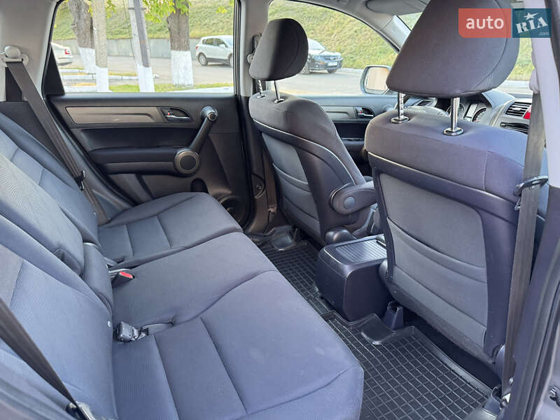 Позашляховик / Кросовер Honda CR-V 2010 в Полтаві