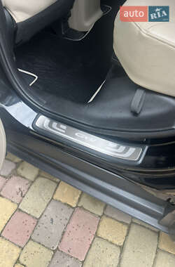 Внедорожник / Кроссовер Honda CR-V 2013 в 
