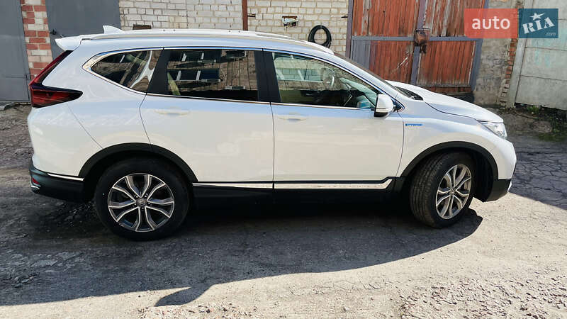 Позашляховик / Кросовер Honda CR-V 2021 в Києві