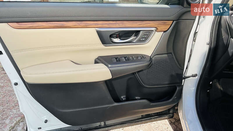 Позашляховик / Кросовер Honda CR-V 2021 в Києві