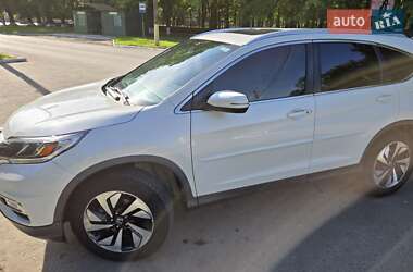 Позашляховик / Кросовер Honda CR-V 2015 в 