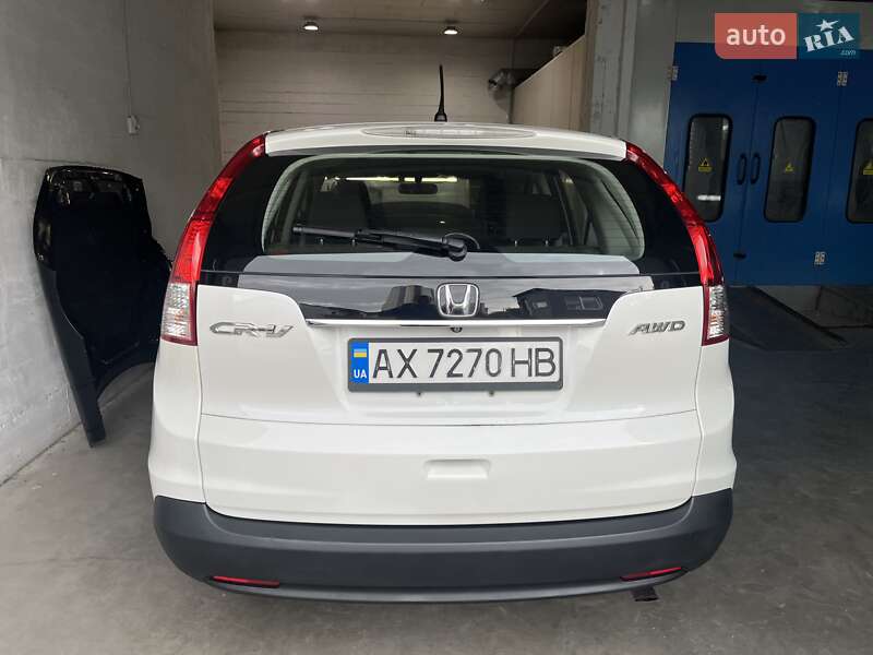 Внедорожник / Кроссовер Honda CR-V 2013 в Киеве