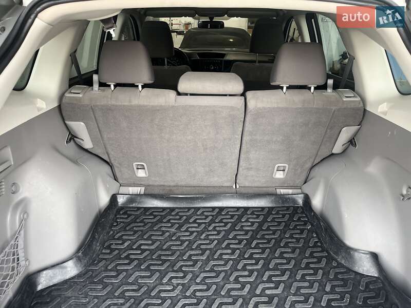 Внедорожник / Кроссовер Honda CR-V 2013 в Киеве