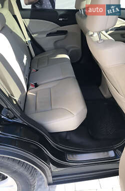 Позашляховик / Кросовер Honda CR-V 2014 в 