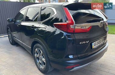 Внедорожник / Кроссовер Honda CR-V 2017 в Киеве