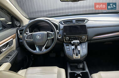 Внедорожник / Кроссовер Honda CR-V 2017 в 