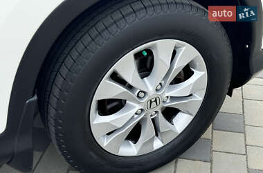Позашляховик / Кросовер Honda CR-V 2014 в 