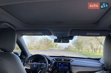 Позашляховик / Кросовер Honda CR-V 2019 в 