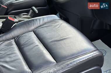 Позашляховик / Кросовер Honda CR-V 2011 в 