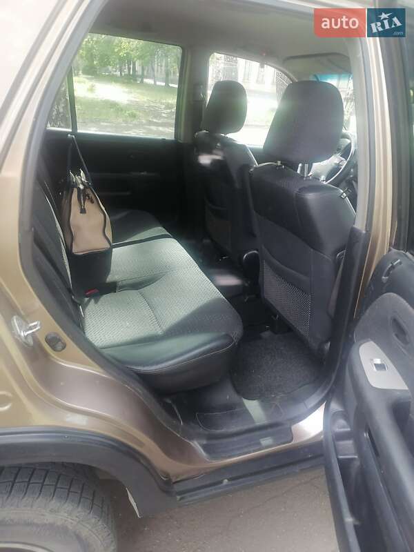 Внедорожник / Кроссовер Honda CR-V 2003 в Кривом Роге