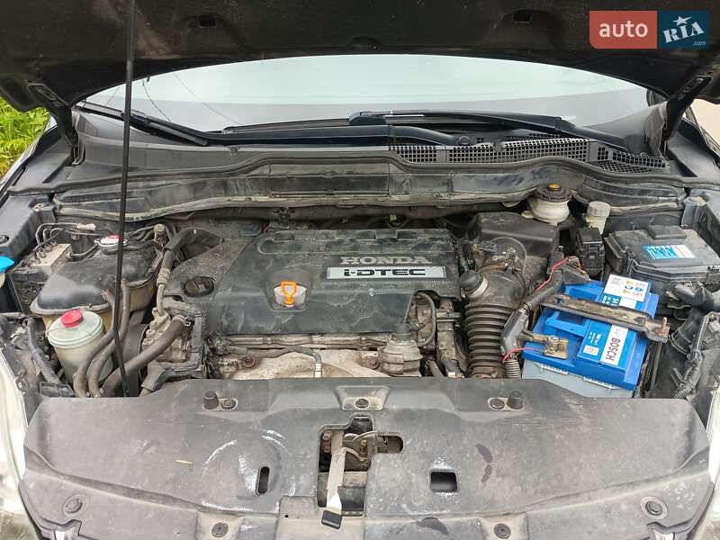 Позашляховик / Кросовер Honda CR-V 2010 в Стрию