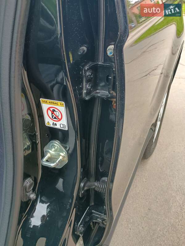 Позашляховик / Кросовер Honda CR-V 2010 в Стрию