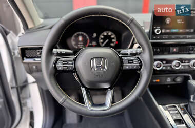 Внедорожник / Кроссовер Honda CR-V 2023 в 