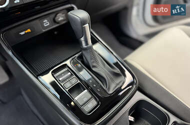Внедорожник / Кроссовер Honda CR-V 2023 в 