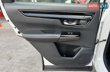 Внедорожник / Кроссовер Honda CR-V 2023 в 