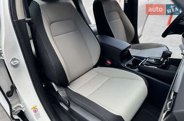 Внедорожник / Кроссовер Honda CR-V 2023 в 